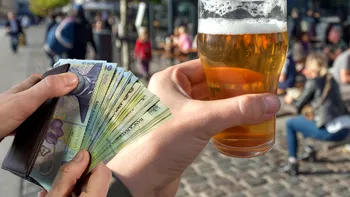 Banii românilor, prea puțini ca să conteze. Cei mai mulți merg pe alcool și țigări. Cum faci economie în România lovită de sărăcie acută