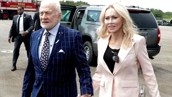 Anunțul făcut de Buzz Aldrin, al doilea om care a pășit pe Lună, după un an de căsnicie cu românca Anca Faur