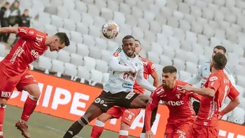 UTA Arad vs. U Cluj: Situaţie dificilă pentru Rednic