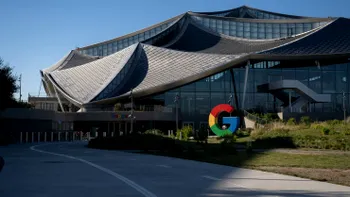 Emisiile de gaze cu efect de seră ale Google cresc vertiginos din cauza AI-ului