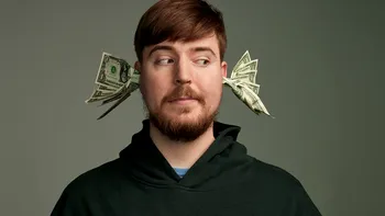 Mai celebru decât Trump sau Biden, MrBeast ar putea fi candidat la Casa Albă. Tânărul de 26 de ani are 300 de milioane de urmăritori de YouTube și planuri mărețe