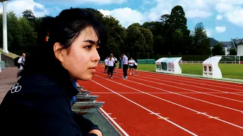 Un nou scandal la JO de la Paris: Sportivă eliminată pentru că a purtat o pelerină cu un mesaj de protest. Ce scria și de ce s-a luat această decizie