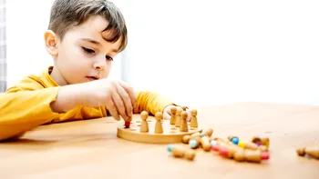 Legătura dintre autism și expunerea la plastic. Ce au descoperit cercetătorii