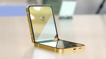 Samsung “înarmează” Poliția cu Galaxy Z Flip. Cel mai înfricoșător scenariu de utilizare pentru un telefon scump, sursă de marketing înfiorător