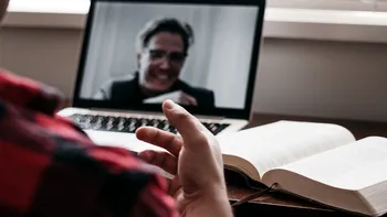 Microsoft elimină reclamele din Skype și introduce noi funcții AI