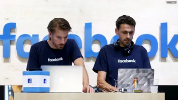 Un tânăr respins de 4 ori de Facebook dezvăluie cum a reușit să se angajeze a cincea oară la compania lui Zuckerberg