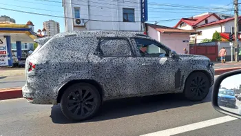 Dacia Bigster versus Dacia Duster - diferențele între SUV-urile de la Mioveni din cele mai noi imagini spion ajunse online