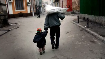 100 de țări se luptă cu cea mai profundă criză a datoriilor din istoria lor, printre care și România