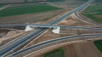 Românii vor beneficia de un nou drum expres, de 73,5 km, care va lega două orașe importante ale țării. Va costa peste 6 miliarde lei și va avea 6 noduri rutiere