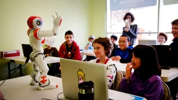 Școala în care locul profesorilor va fi luat de AI. Cum se vor desfășura orele predate de inteligența artificială