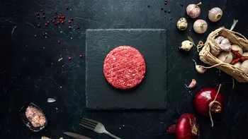 Se deschide primul laborator de carne hibrid din România: Unde și când o vom putea mânca