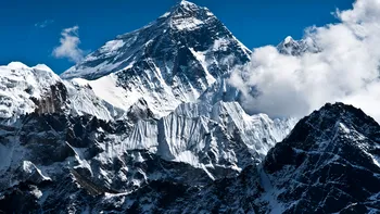 Everest crește în înălțime: Cum un râu misterios contribuie la fenomenul neașteptat