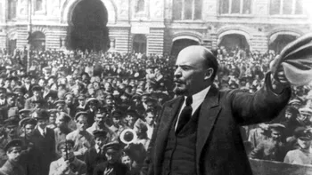 Revoluția Bolșevică din 1917/Primul zbor cu aeronava fără motor și alte evenimente istorice importante pe 7 noiembrie