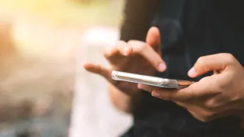 Videoclipurile cu „chroming” de pe TikTok îngrijorează experții în sănătate: Iată de ce sunt periculoase
