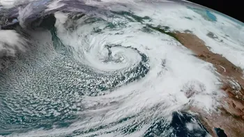 Ce sunt ciclonii-bombă și cum se formează: explicații despre fenomenul meteorologic periculos din regiunile de coastă ale Americii de Nord