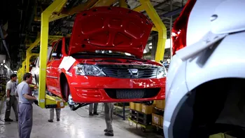 După concedieri masive, Dacia s-a apucat de angajări cu salarii generoase. Ce caută gigantul de la Mioveni, meseriile plătite ”motivant”