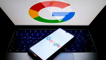 Google testează căutarea vocală dinamică: Rezultate actualizate în timp real pe Android