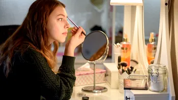 Substanțe periculoase, descoperite în sute de produse cosmetice din Europa