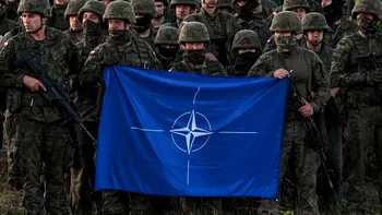 Primul zbor cu balonul cu aer cald/Extinderea alianței NATO/Semnarea Acordului de la Dayton și alte evenimente istorice pe 21 noiembrie