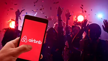 Airbnb declară război petrecerilor de Revelion: tehnologie inteligentă anti-party pentru vacanțe liniștite