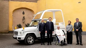 Viitorul Papamobil este un Mercedes-Benz G, și nu oricum, ci cu cele mai noi tehnologii. Cât de puternic și ce dotări va avea acesta