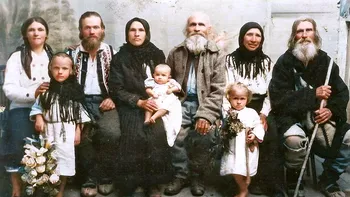 Românii între Dumnezeu și păgânism: Zeul care „l-a creat” pe Dumnezeu și păstrarea ritualurilor laice până în prezent