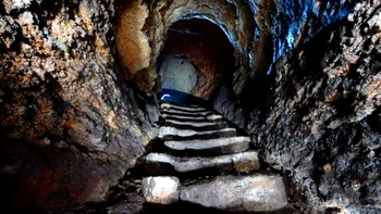 Misterele „orașului subteran” din nordul Moldovei: tuneluri și catacombe medievale, viitoare atracție europeană