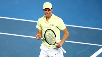 Jannik Sinner l-a învins pe Alexander Zverev şi a câştigat Australian Open pentru a doua oară consecutiv