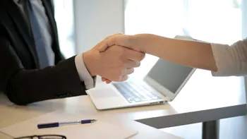Jobul din România unde muncești doar 4 luni, dar primești salariu pe tot anul. Cine este angajatorul