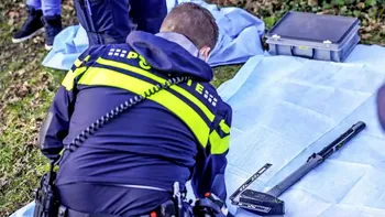 Poliția olandeză a publicat fotografii cu doi dintre suspecții în cazul jafului tezaurului dacic din Drents. Artefactele încă nu au fost recuperate