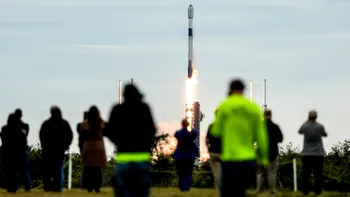 SpaceX a lui Elon Musk lansează 21 de sateliți Starlink pe orbita Pământului, la cinci zile după eșecul răsunător al rachetei Starship