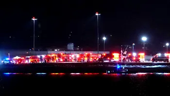 Ultimele cuvinte ale pilotului avionului din Washington, cu doar câteva secunde înainte de coliziunea cu elicopterul armatei: ”Ne prăbușim, ne prăbușim!”