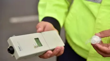 Iese vinul fiert la alcooltest? Experimentul care-ți arată cum stau șoferii cu alcoolemia