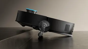 Ar putea fi primul aspirator robot care se urcă pe scări VIDEO