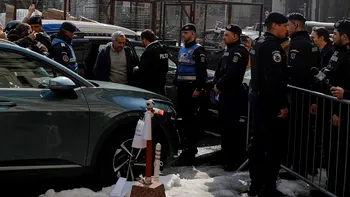 Călin Georgescu, ironizat de grupul de hackeri Anonymous. ”S-ar putea să se fi lovit un pic la cap” - postarea cu mii de like-uri în câteva minute