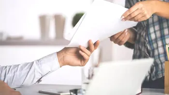 Donaţia se poate anula de către un alt frate după decesul părinţilor? Scăparea din lege de care doar avocaţii cu experienţă ştiu