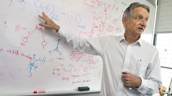 Geoffrey Hinton, „nașul inteligenței artificiale”, acuză Google că pune profitul mai presus de siguranță