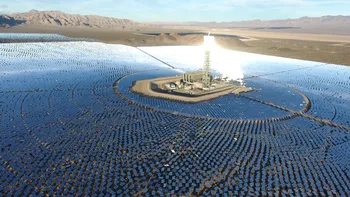 Părea viitorul energiei solare, trebuia să salveze planeta de cărbuni și petrol. De ce se închide după 11 ani