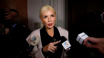 Laura Vicol, scoasă din arest și dusă de urgență la spital