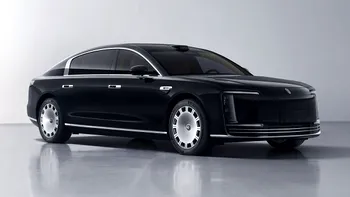 Alternativa de top pentru Rolls Royce, Bentley și Maybach vine din China. Maextro S800 vine de la Huawei și Jac, iar abilitățile sale sunt peste concurență