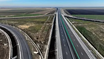 Primele imagini de pe Autostrada Unirii A8. Tronsonul pe care se lucrează deja: ”A început realizarea drumurilor de acces”