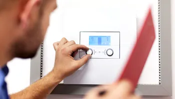 Cum setezi centrala termică pentru a consuma cât mai puţin gaz? Aşa procedează şi proprietarii de pensiuni