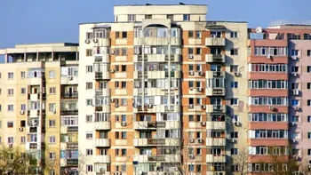 Românii care stau la bloc trebuie să strângă aceste obiecte din jurul casei scării chiar primăvara. Este lege clară, asociaţiile dau amenzi