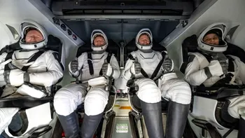 Astronauții NASA, aproape de nerecunoscut după cele 9 luni petrecute în spațiu. Cum afectează lipsa gravitației corpul uman