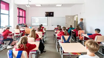 Butonul roșu va fi implementat în școli și universități. Cum va funcționa acesta și ce trebuie să facă elevii