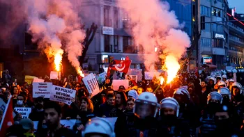 Care este atmosfera în Istanbul în timpul protestelor. Mărturiile turiștilor români care au ajuns acolo