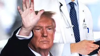 Ce se întâmplă cu Donald Trump? A apărut din nou cu vânătăi misterioase pe mâini. Starea lui de sănătate ridică mari semne de întrebare