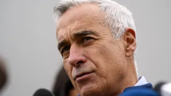 Fostul coleg al lui Călin Georgescu povesteşte ce făcea candidatul în tinereţe. Detalii care nu îi fac cinste: 
