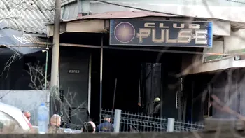 Doliu național în Macedonia de Nord după incendiul devastator din clubul Pulse, care funcționa ilegal, într-un fost depozit de covoare. 15 persoane reținute