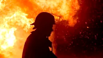 Pompierul rănit grav în incendiul din Ploiești a murit după o lună de suferință